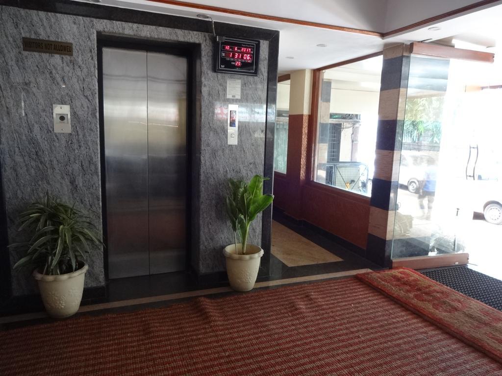 Chinna'S Residency Bangalore Exterior photo