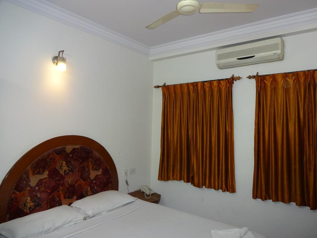 Chinna'S Residency Bangalore Exterior photo